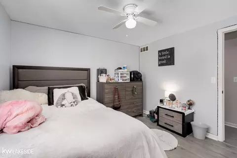 Bedroom - 47159 Meadowbrook, Macomb, MI 48044 photo 2 of 6