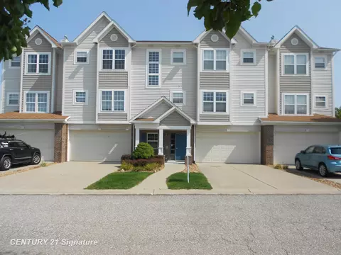 17 Cove, Bay City, MI 48706