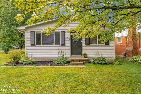 Exterior - 925 Golfview, Algonac, MI 48001 photo 6 of 7