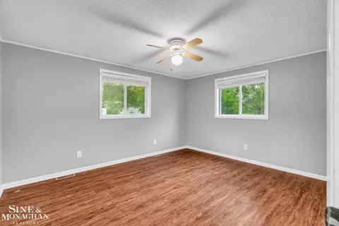 Bedroom - 925 Golfview, Algonac, MI 48001 photo 2 of 2