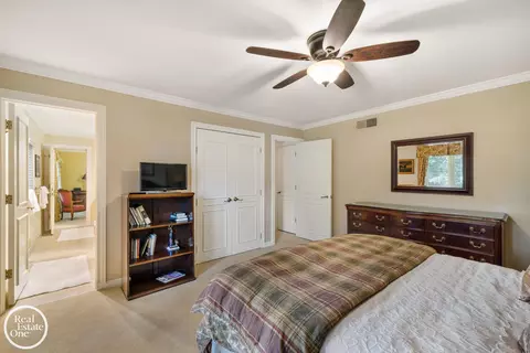 Bedroom - 12 Rose Ter, Grosse Pointe Farms, MI 48236 photo 6 of 8