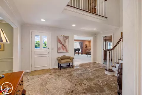 Entry Way - 12 Rose Ter, Grosse Pointe Farms, MI 48236 photo 3 of 6