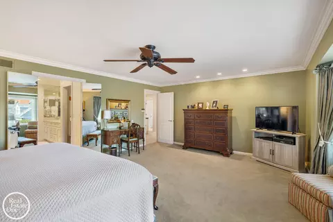 Bedroom - 12 Rose Ter, Grosse Pointe Farms, MI 48236 photo 2 of 8