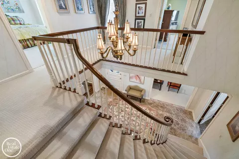 Entry Way - 12 Rose Ter, Grosse Pointe Farms, MI 48236 photo 4 of 6