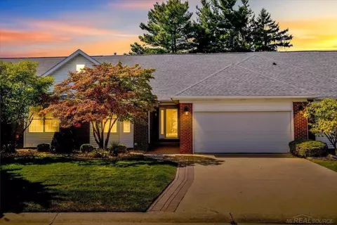44395 Patricia, Sterling Heights, MI 48314