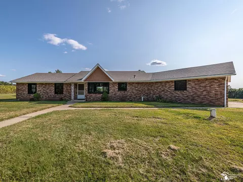 15255 Wheaton, Brooklyn, MI 49230