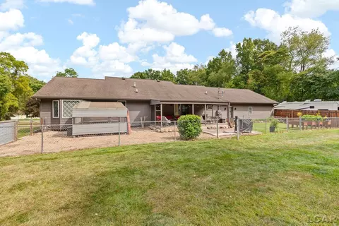Exterior - 5252 Draper, Jackson, MI 49201 photo 4 of 25