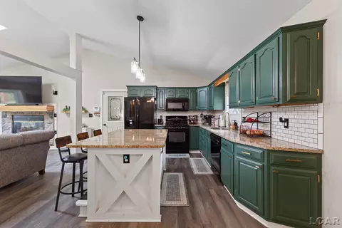 Kitchen - 5252 Draper, Jackson, MI 49201 photo 2 of 5