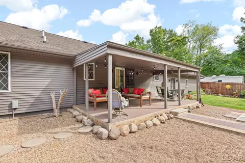 Exterior - 5252 Draper, Jackson, MI 49201 photo 6 of 25