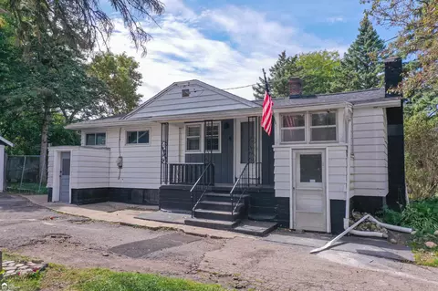 1442 Natalie, Burton, MI 48529