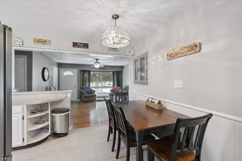 Dining - 1216 Willow, Owosso, MI 48867 photo 1 of 2
