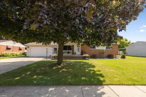 1216 Willow, Owosso, MI 48867