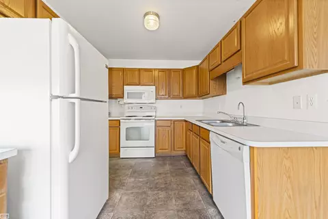 103 Quail, Capac, MI 48014 photo 11