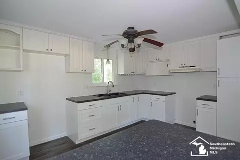 6911 Summerfield, Temperance, MI 48182 photo 3