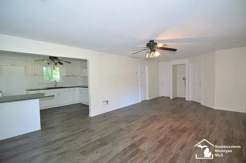 6911 Summerfield, Temperance, MI 48182 photo 2