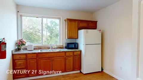 Kitchen - 3902 Cuthbertson, Flint, MI 48507 photo 3 of 3