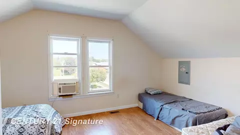Bedroom - 3902 Cuthbertson, Flint, MI 48507 photo 3 of 3