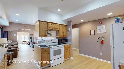 Entry Way - 3902 Cuthbertson, Flint, MI 48507 photo 1 of 2