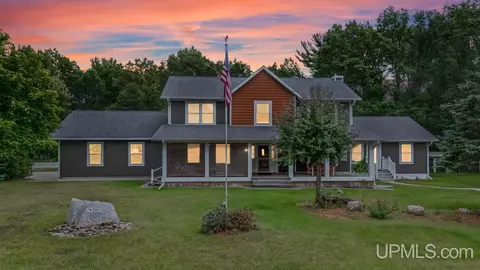 8302 W Burntwood P15, Gladstone, MI 49837