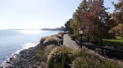 View/Area - 1447 Wayburn, Grosse Pointe Park, MI 48230 photo 7 of 8