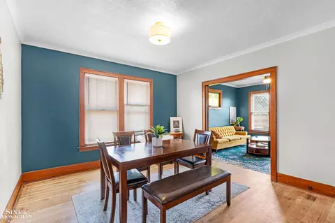 Dining - 1447 Wayburn, Grosse Pointe Park, MI 48230 photo 2 of 7