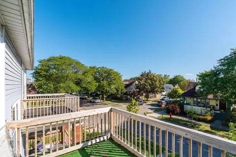 Exterior - 1447 Wayburn, Grosse Pointe Park, MI 48230 photo 4 of 26