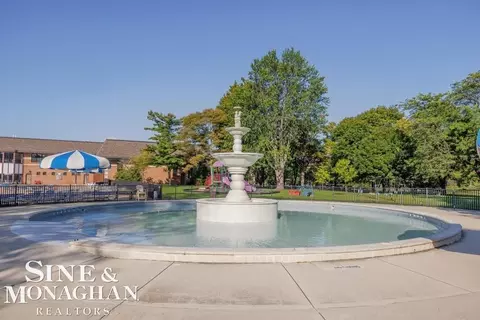 Exterior - 1447 Wayburn, Grosse Pointe Park, MI 48230 photo 21 of 26