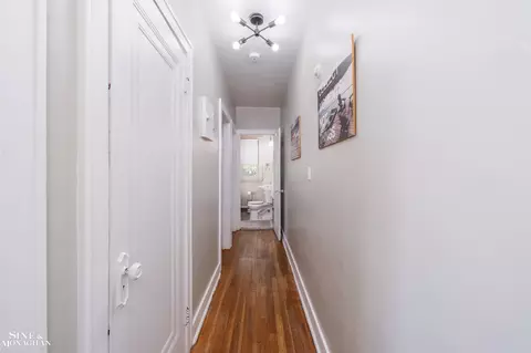Entry Way - 1447 Wayburn, Grosse Pointe Park, MI 48230 photo 2 of 3