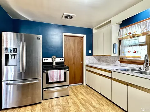 1160 Cherry, Temperance, MI 48182 photo 24