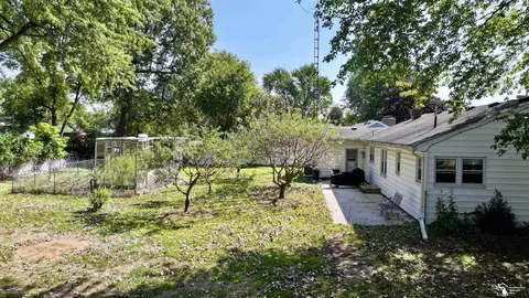 1160 Cherry, Temperance, MI 48182 photo 8