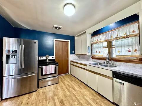 1160 Cherry, Temperance, MI 48182 photo 23