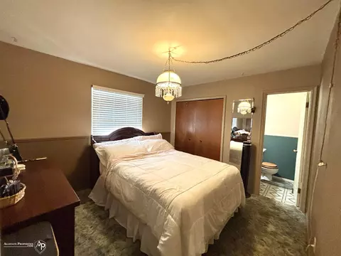 Bedroom - 530 Sequoia, Davison, MI 48423 photo 2 of 4