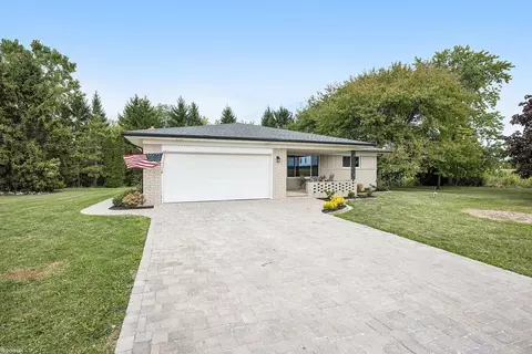 28585 Pratt, Richmond, MI 48062