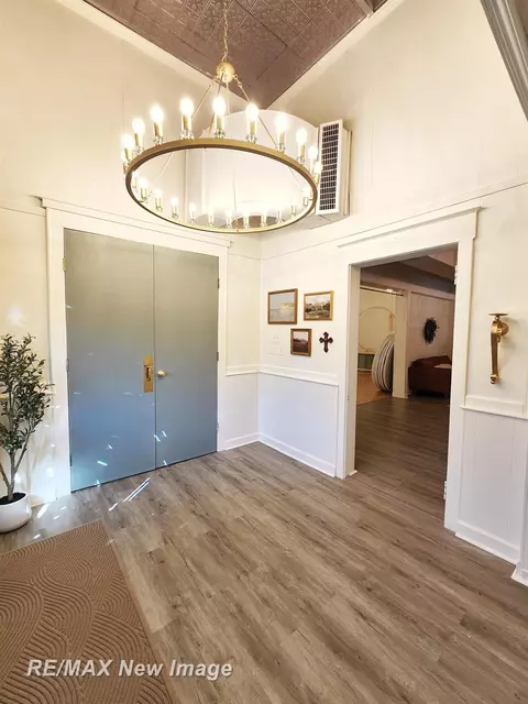 Entry Way - 201 E Main, Sterling, MI 48659 photo 3 of 9