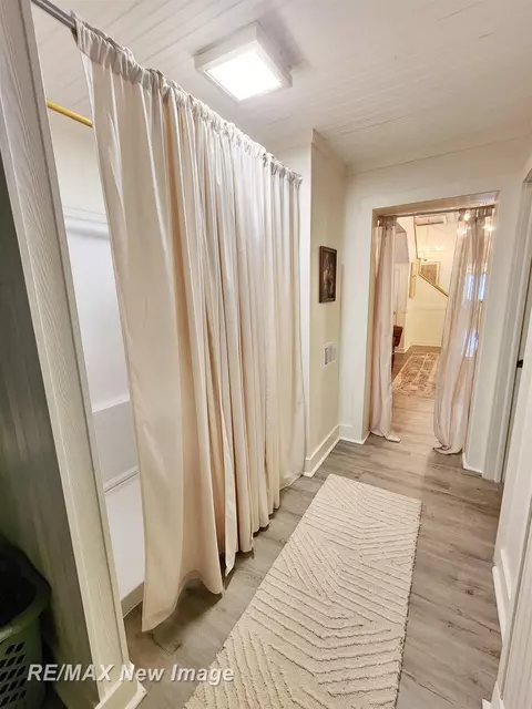 Entry Way - 201 E Main, Sterling, MI 48659 photo 5 of 9