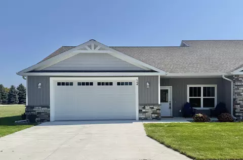 12 Cove, Bay City, MI 48706
