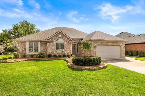20522 Shetland, Macomb, MI 48044