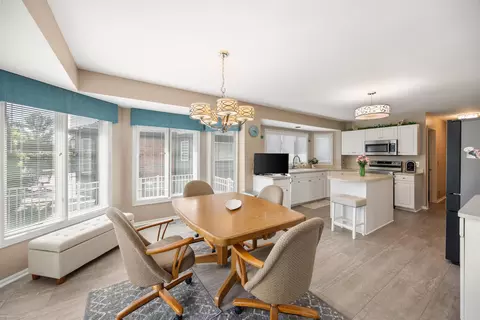 Dining - 20522 Shetland, Macomb, MI 48044 photo 1 of 2