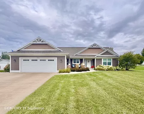9968 Garner, Freeland, MI 48623