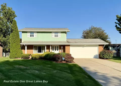 802 N Frost, Saginaw, MI 48638