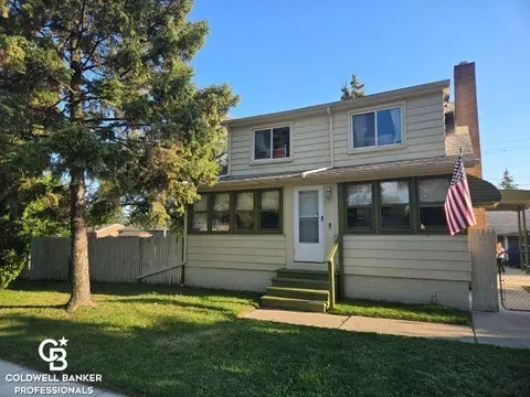 20118 Nicke St, Clinton Township, MI 48035
