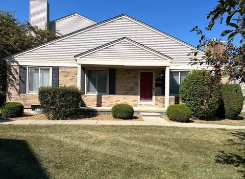44625 Connecticut, Clinton Township, MI 48038