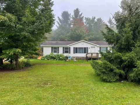 270 Taylor, Gwinn, MI 49841