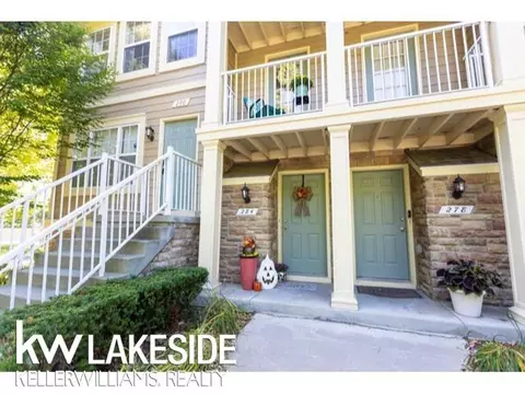 284 Park Grn, Lake Orion, MI 48362