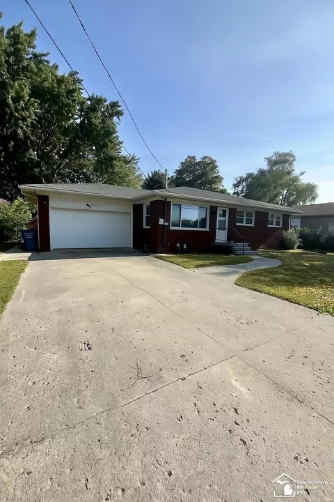 5714 E Dunbar, Monroe, MI 48161