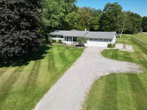 9449 Farrand, Otisville, MI 48463