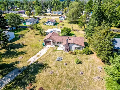 4239 Oak Flts, Harrison, MI 48625