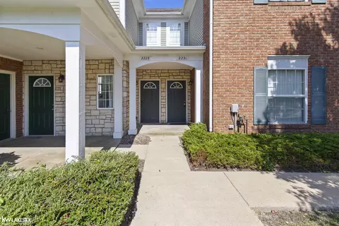 2231 Marissa Way, Utica, MI 48316