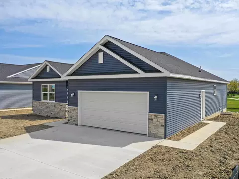 70794 Sunny Brk #7, Richmond, MI 48062