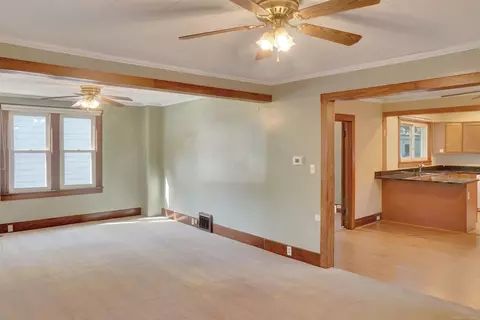 112 S Tenth, Saint Clair, MI 48079 photo 3